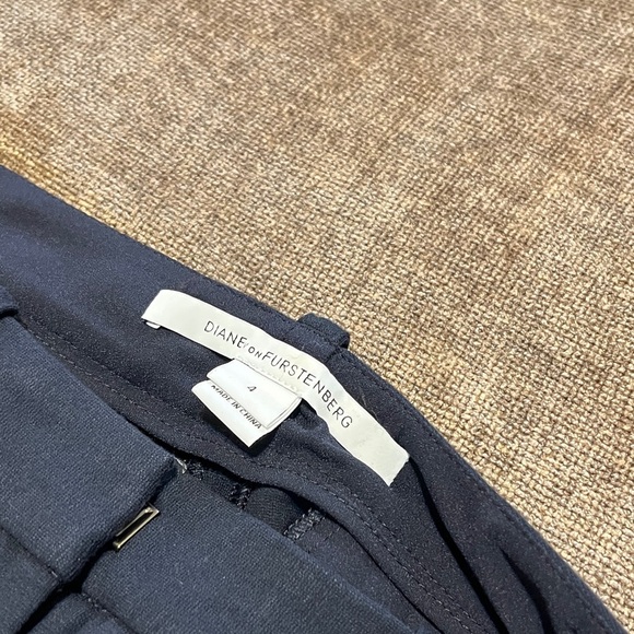 Diane Von Furstenberg Navy Genova Bis Pants - Size 4 - Picture 2 of 3